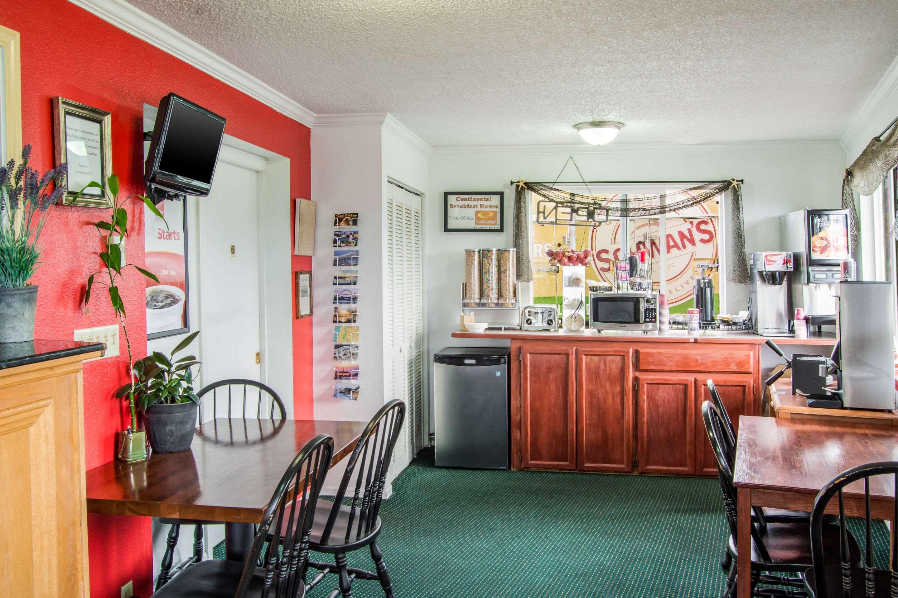Econo Lodge Newport Exteriör bild