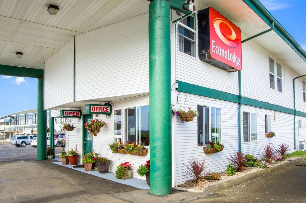Econo Lodge Newport Exteriör bild