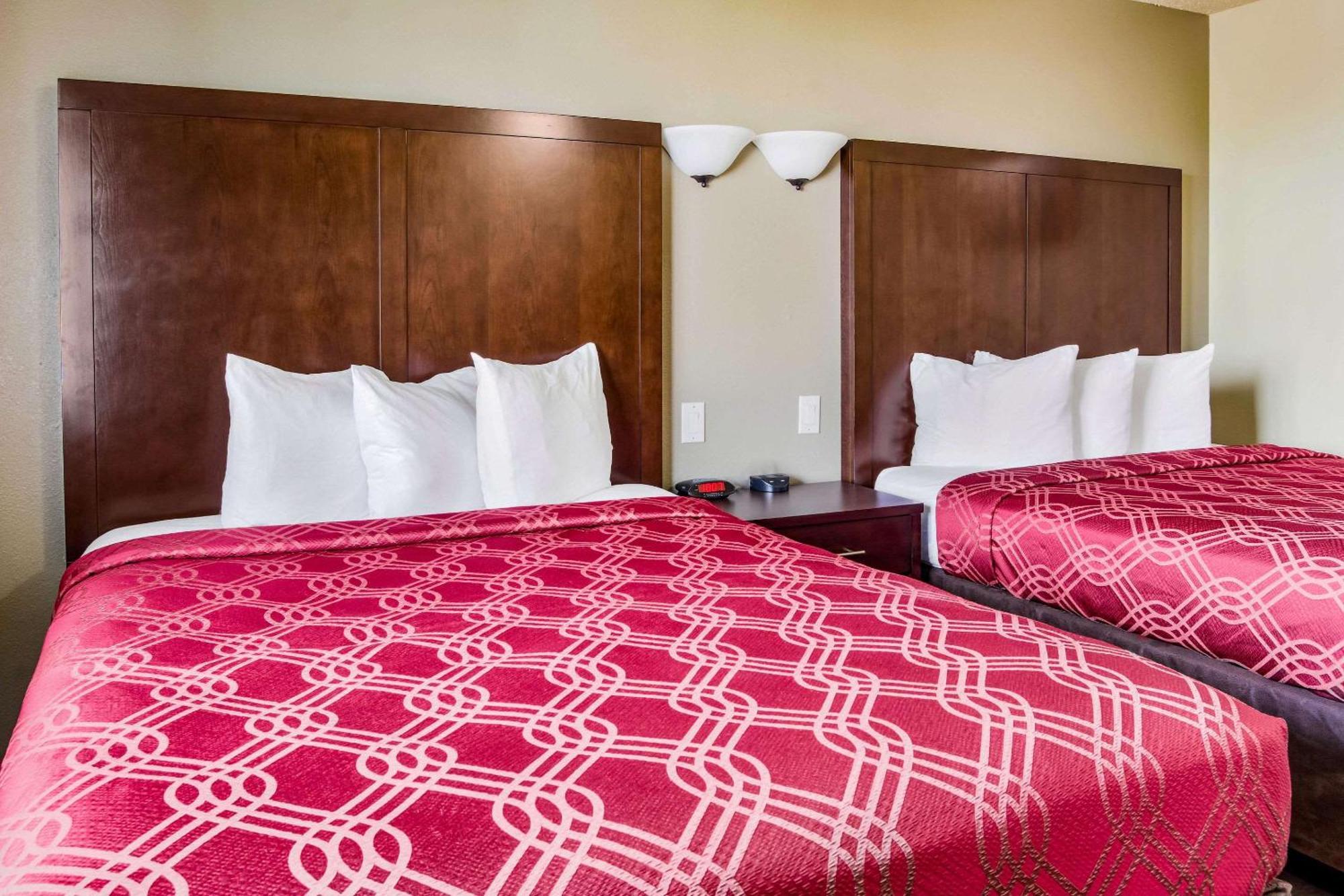 Econo Lodge Newport Exteriör bild