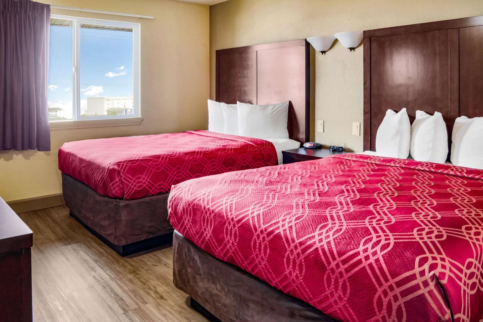 Econo Lodge Newport Exteriör bild