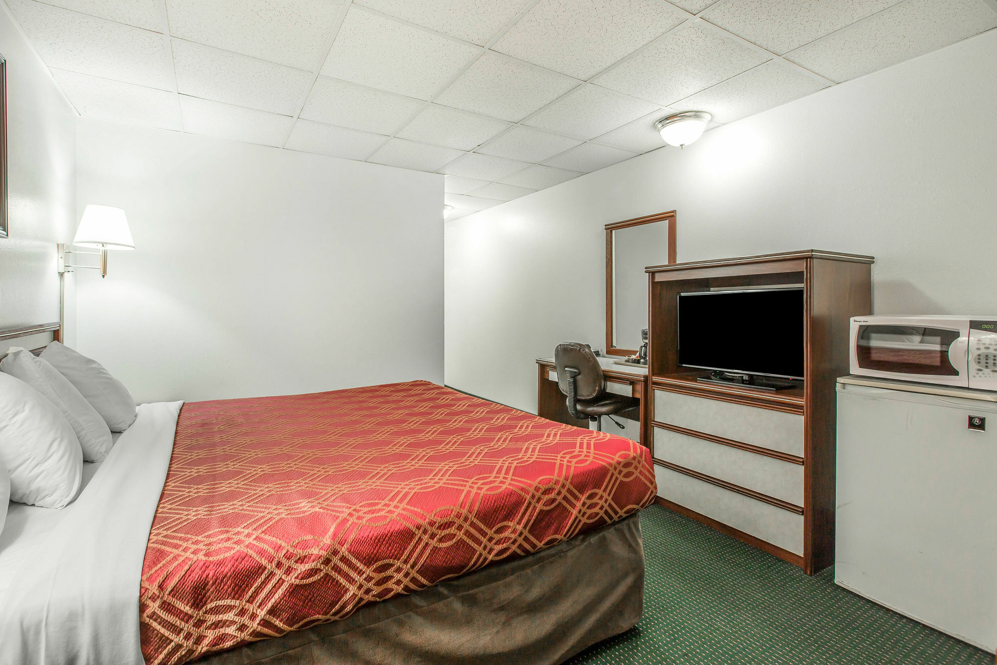 Econo Lodge Newport Exteriör bild