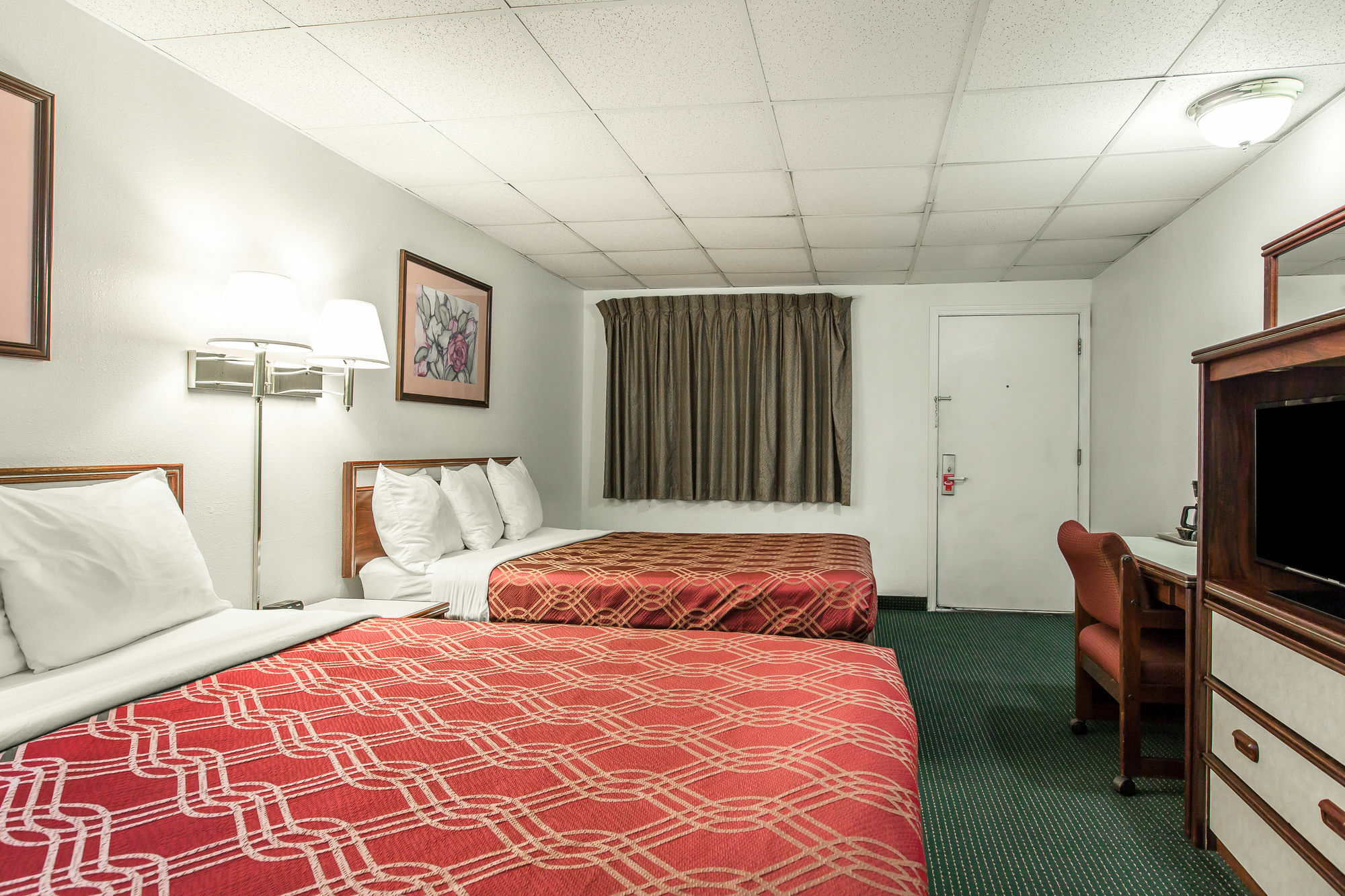 Econo Lodge Newport Exteriör bild